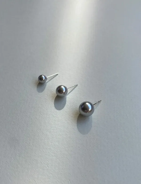 Light Grey Pearl Earrings