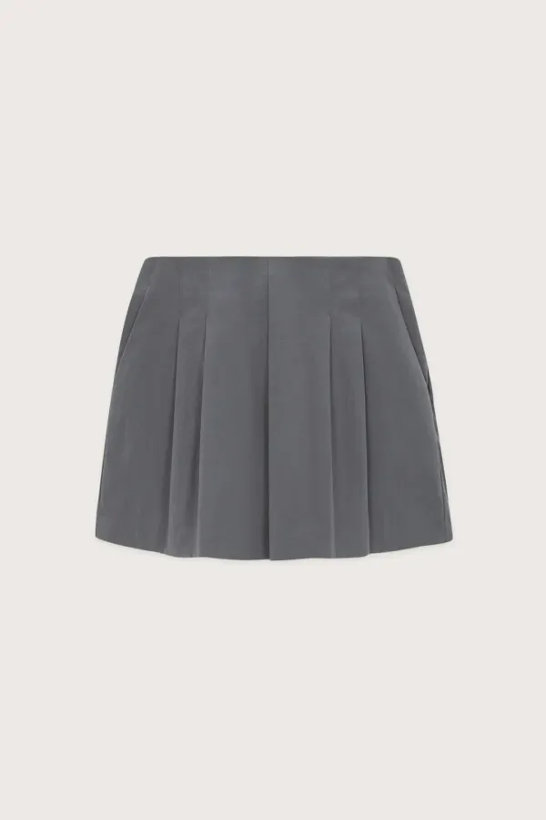 Double Tuck Shorts (Grey)