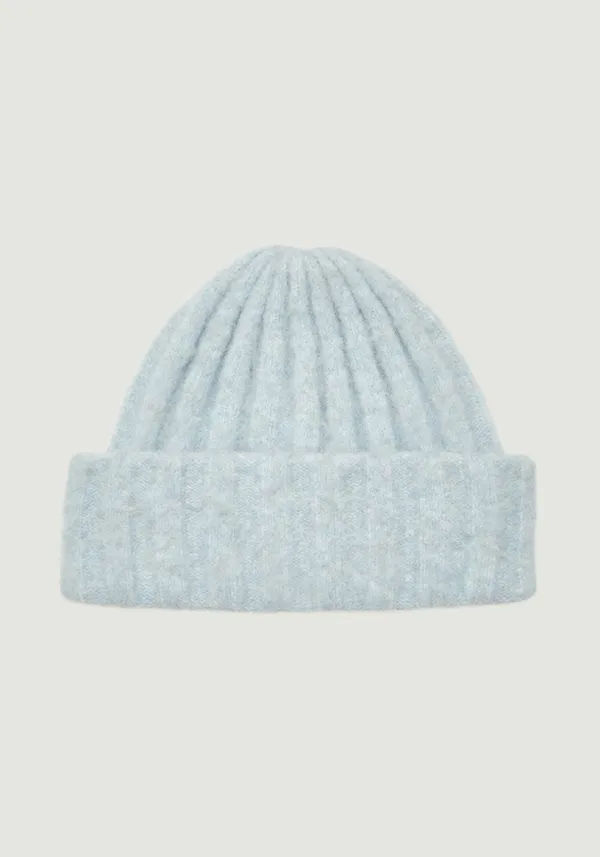 HUG BEANIE