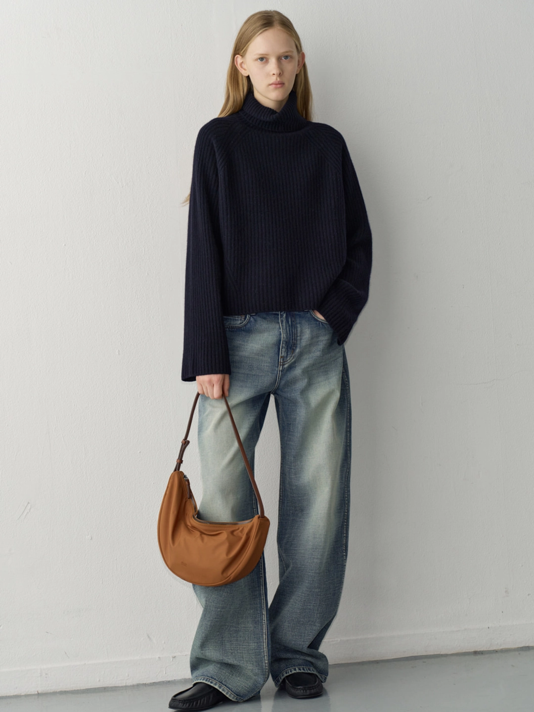 파사드패턴 캐시미어 터틀넥 니트_navy 상품 이미지 2
