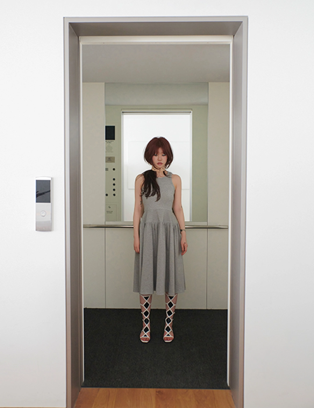 프레클 sleeveless gray midi dress 상품 이미지 2