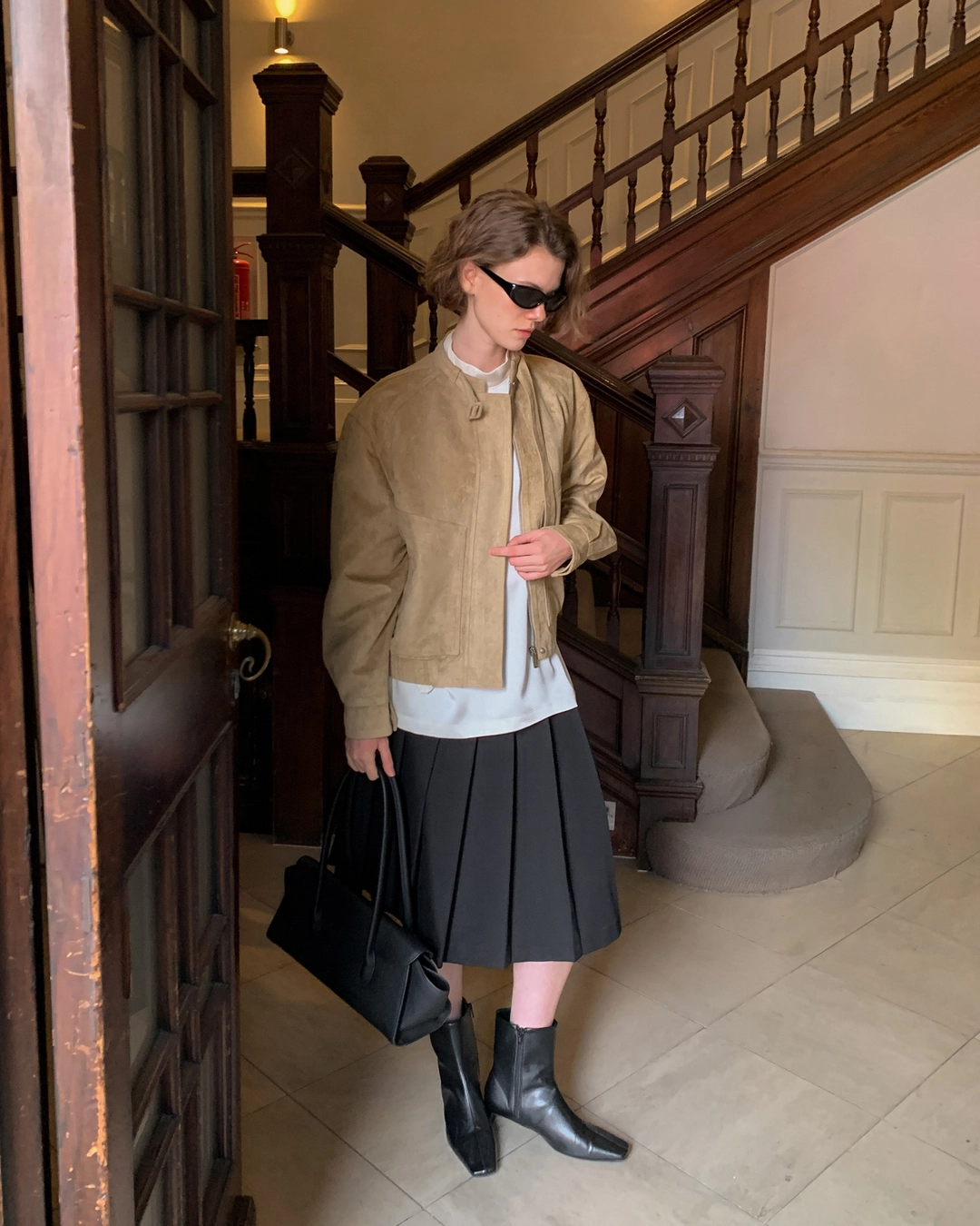 누아르나인 [2nd | 9/22 순차배송] Suede Short Jacket [BEIGE] 상품 이미지 2