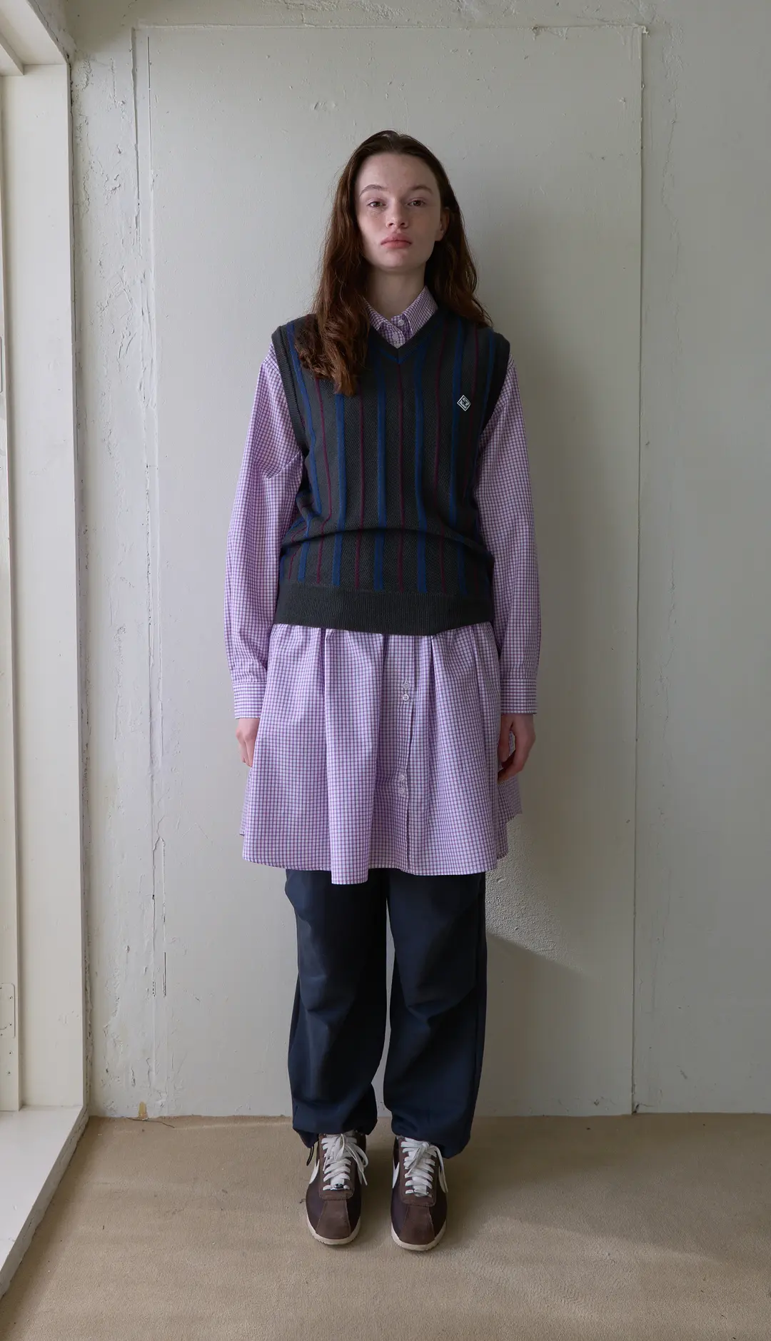 노컨텐츠 153. V-Neck Stripe Vest _ Charcoal 상품 이미지 2