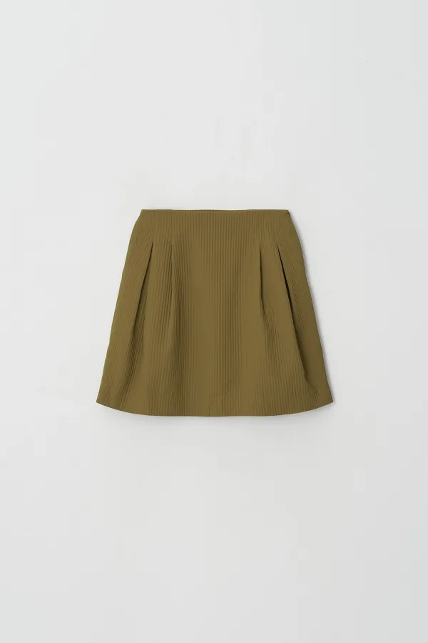 Pin-Tuck Volume Skirt (khaki)