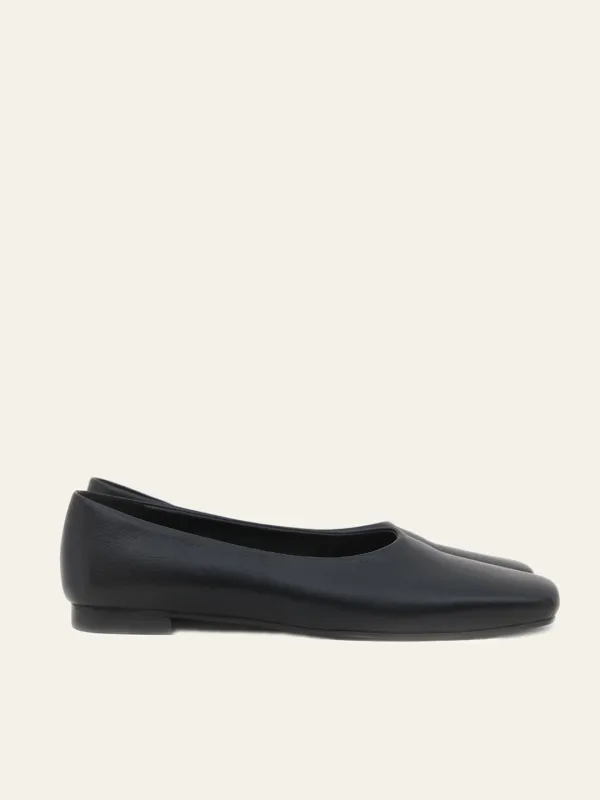 Forma Flat, Black