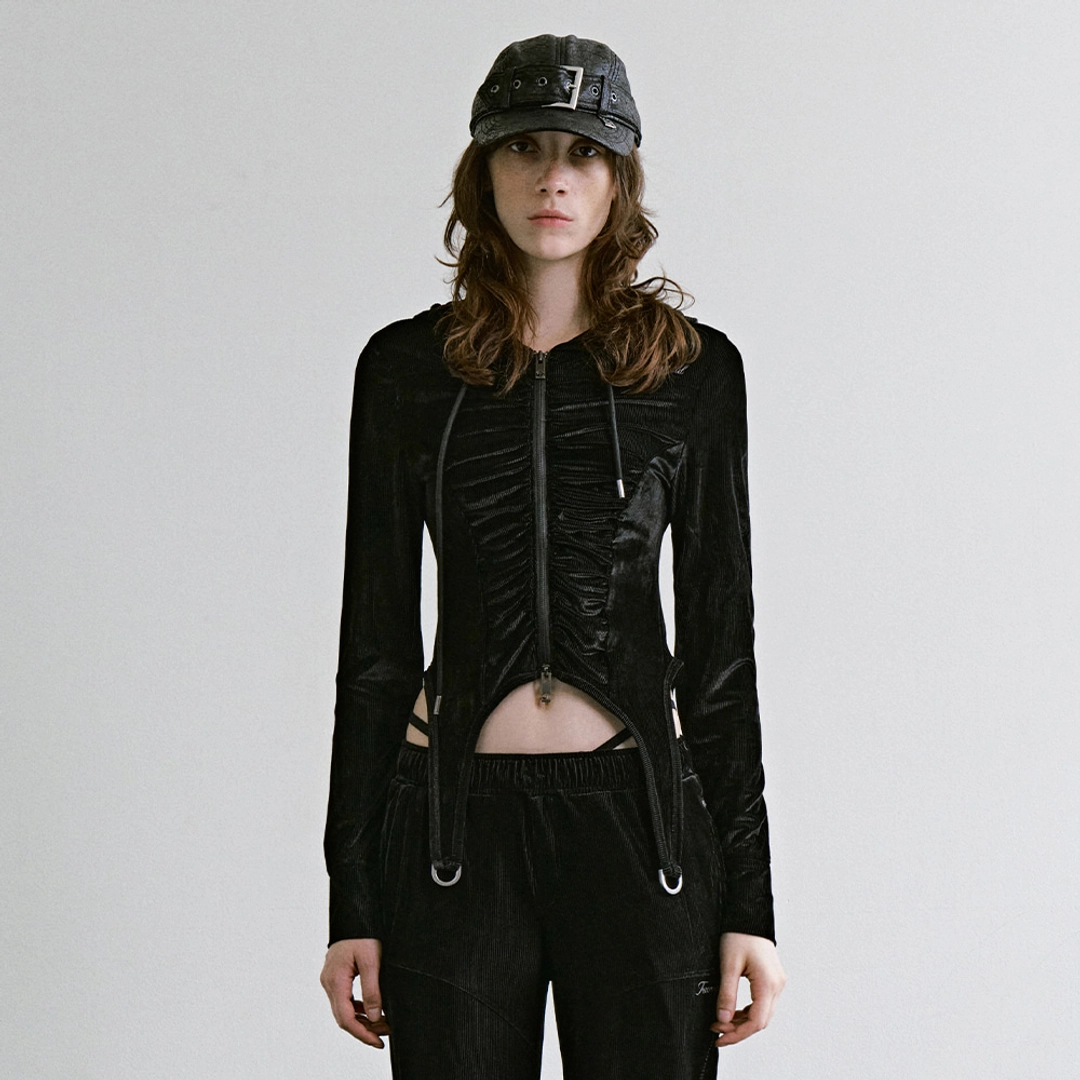 트리밍버드 Garter-Hem Slim Hooded Set-up Zip up [ Black ] 상품 이미지 2