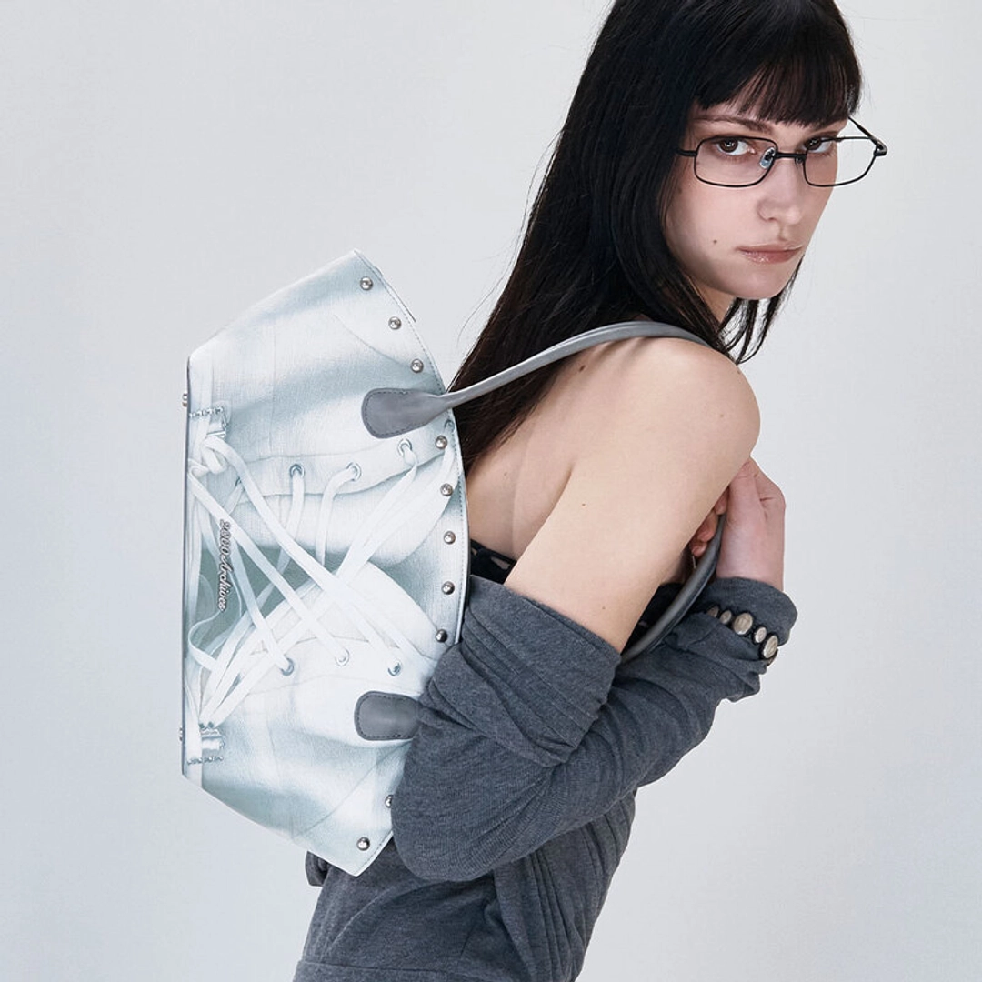 2000아카이브 CORSET HALF-MOON BAG (GREY) 상품 이미지 2