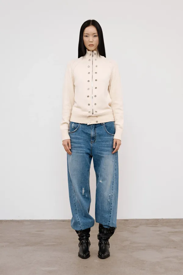 HIGH-NECK STUD KNIT OUTER IN IVORY
