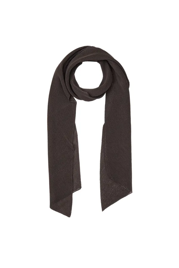 PLEATED SCARF IN BROWN