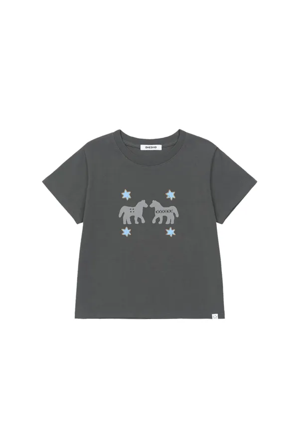 [6/4 예약배송] TWIN PONY CROP T-SHIRT, CHARCOAL