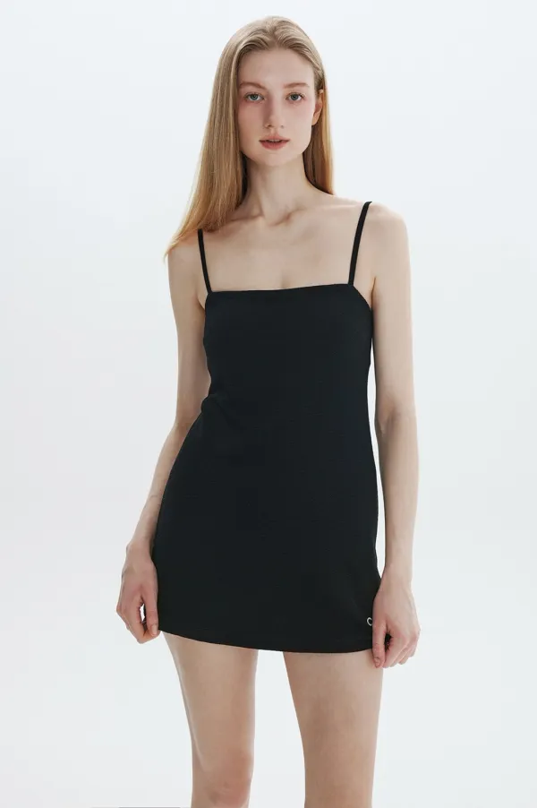 [26SM clove] Basic One-Piece Swimsuit (Black)