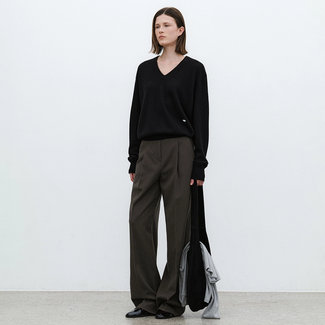 아뜰리에 나인 (PT-5685)ESSENTIAL WINTER TUCK PANTS 상품 이미지 1