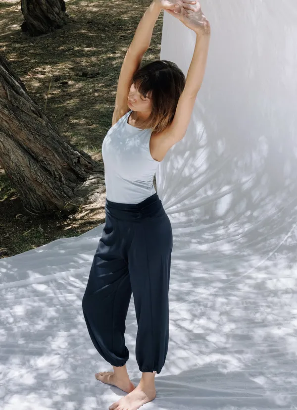 [Movement Line] Triangle tank top_Niagara Mist