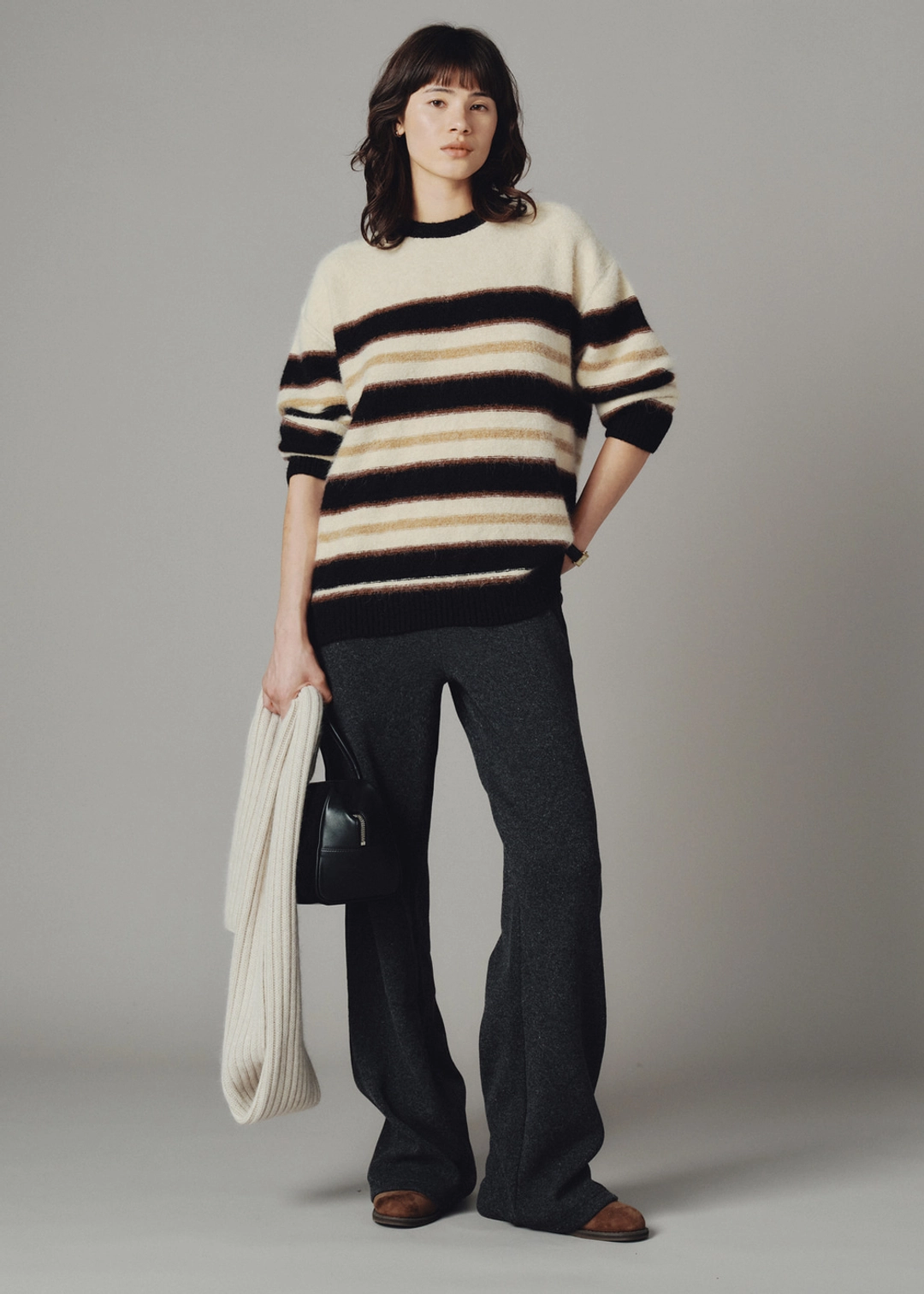 블루브릭 Boot cut knit pants (charcoal) 상품 이미지 1