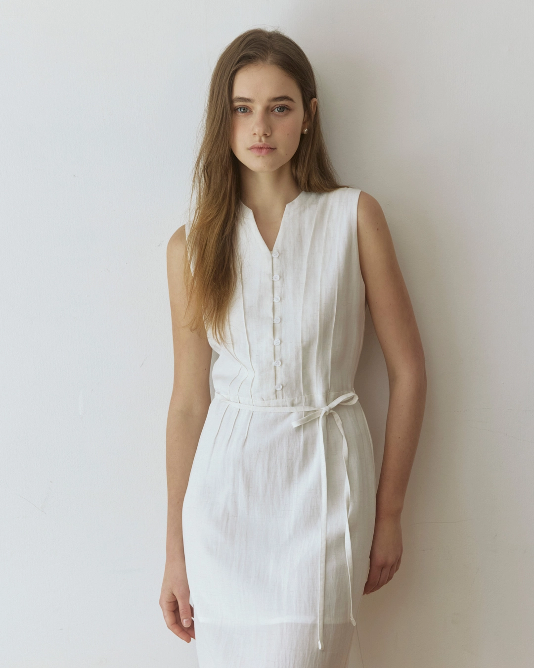 어다울 V cut sleeveless long dress - white 상품 이미지 2