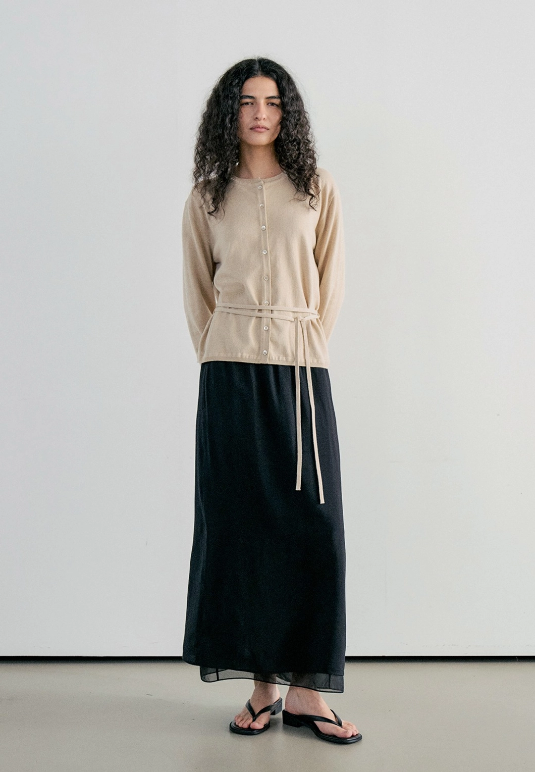 노티아 STRING LAYERED LONG SKIRT - BLACK 상품 이미지 1