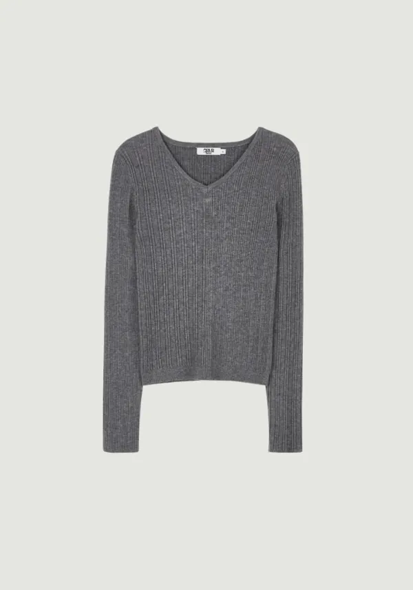 DAVIA V-NECK KNIT