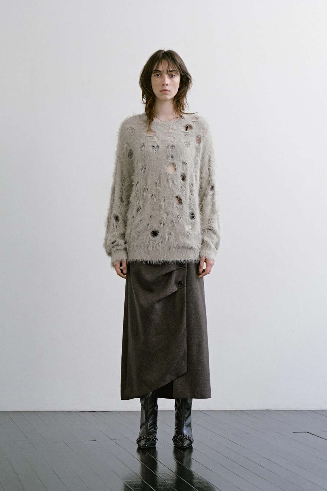 트리밍버드 Shaggy distressed Hole Knit [ Khaki Beige ] 상품 이미지 2
