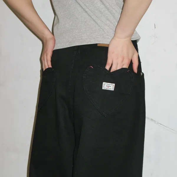 BACK HEART STITCH POCKET DENIM PANTS BLACK