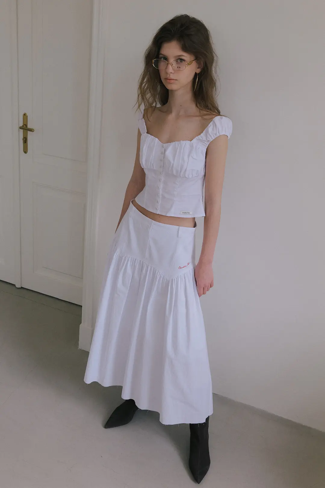 오버듀플레어 GRUNGE YOKE GATHER LONG SKIRT_WHITE 상품 이미지 2