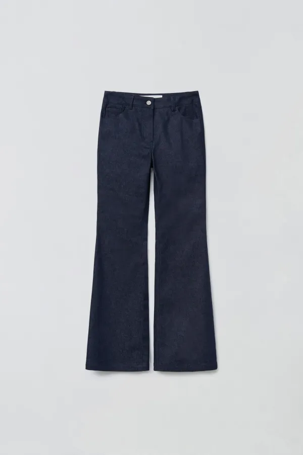 LOW-RISE BOOTCUT PANTS_BLACK