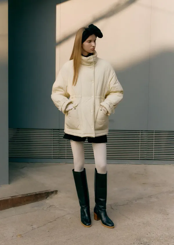 HIGH-NECK HALF PADDING (butter beige)