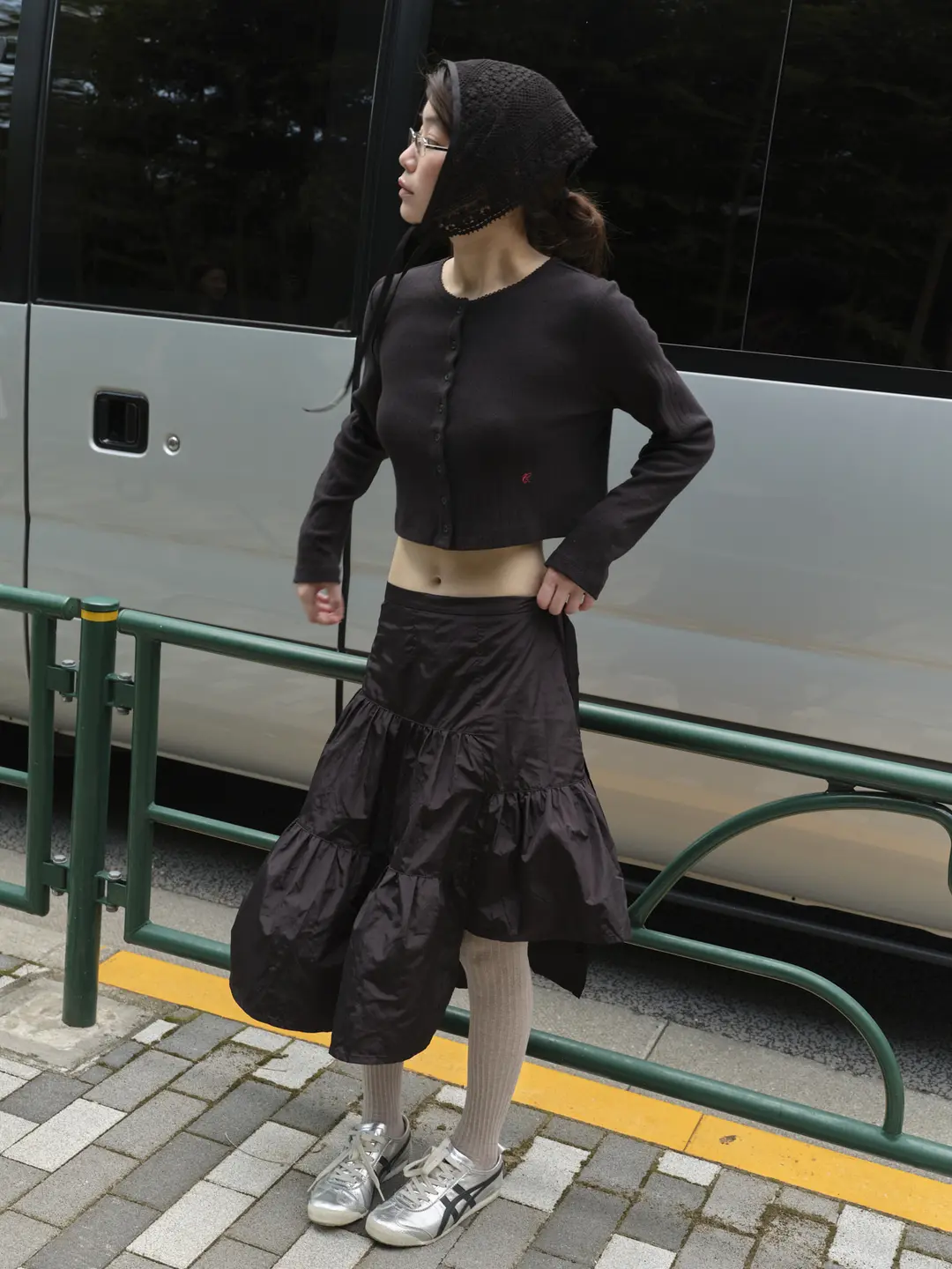 캐롤쇼페 UNBALANCED LONG SKIRT IN BLACK / NAVY 상품 이미지 2