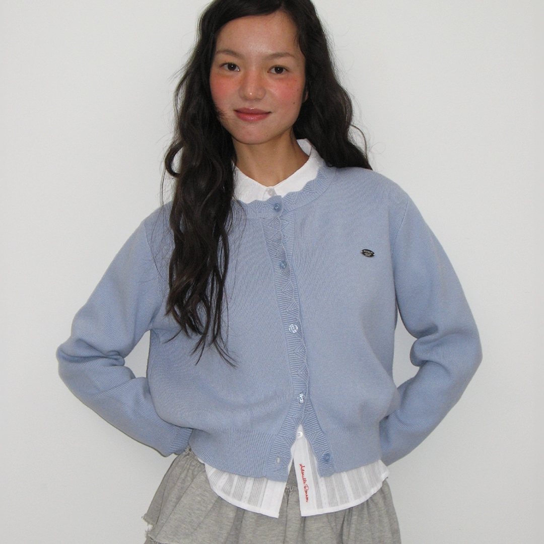 론론 SCALLOP LINED BASIC KNIT CARDIGAN SOFT BLUE 상품 이미지 2