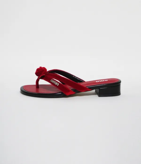 [6월 18일 예약발송]omn rose velvet sandal _Red
