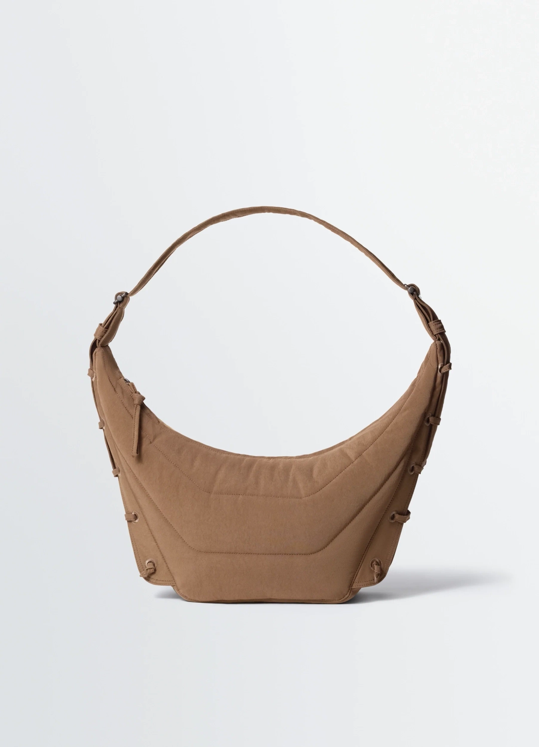 르메르 MEDIUM SOFT GAME BAG IN NYLON CANVAS 상품 이미지 1