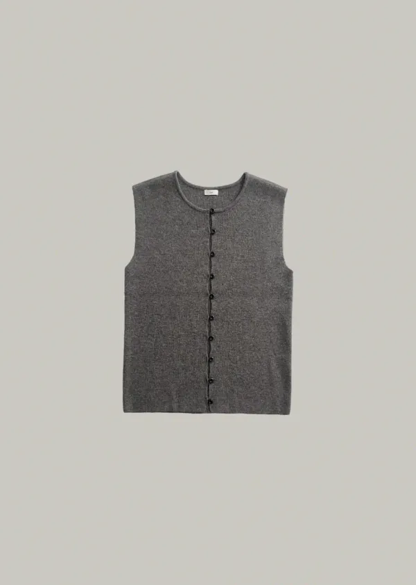 round neck button knit vest