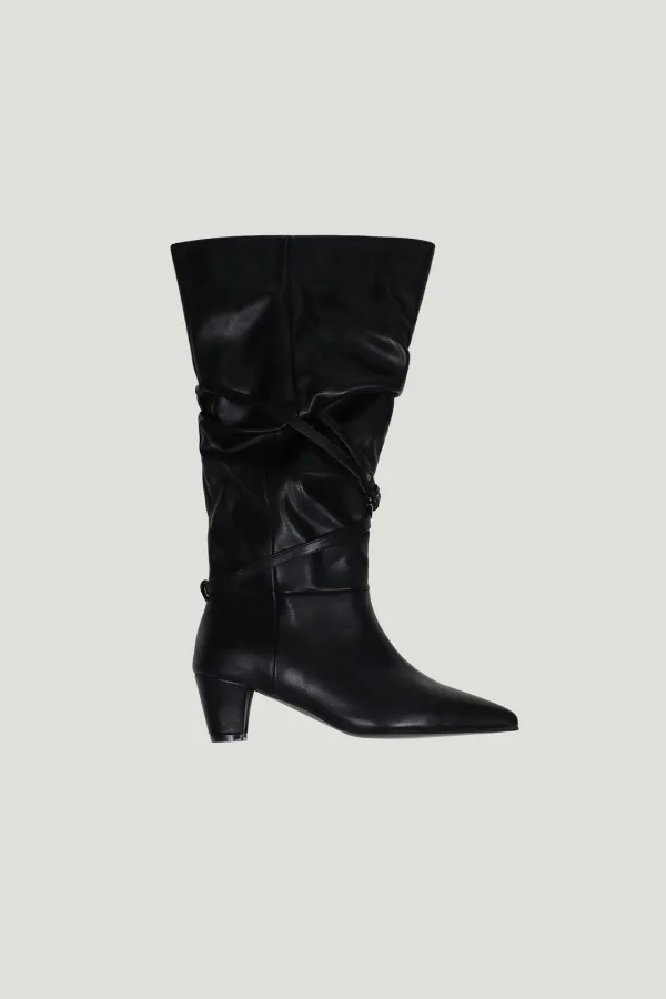 Veyra Strap Boots (leather)