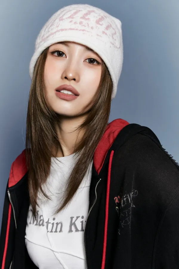 MATIN STAMP BEANIE IN IVORY