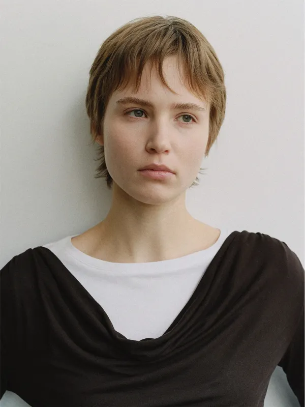 [SET] TIS DRAPE BOATNECK LAYERED TOP_D-BROWN & WHITE