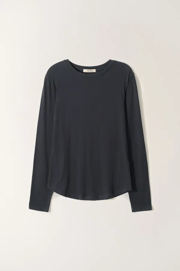 핀턱 디테일 슬림핏 티셔츠 (Charcoal gray)_2GSUTS07