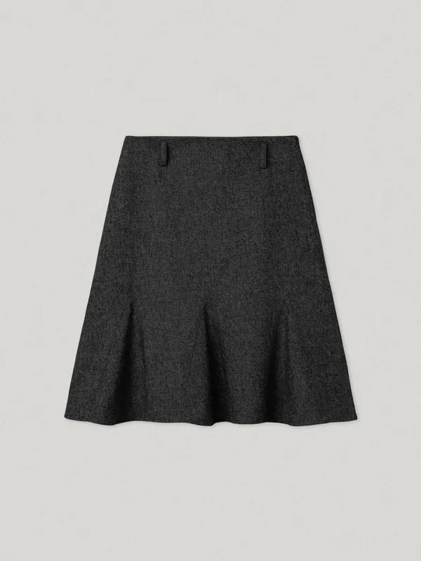 Persona Skirt Charcoal (5th)
