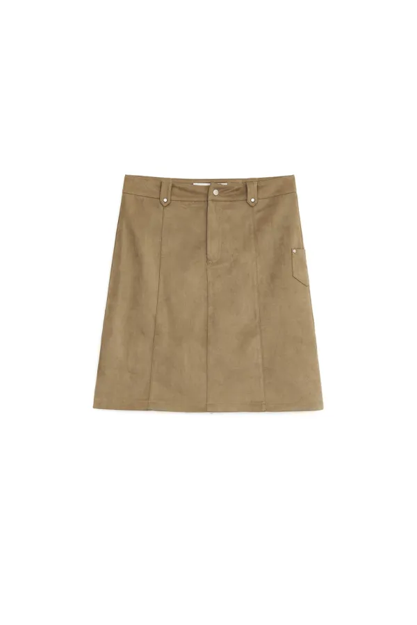 RIVET POCKET MIDI SKIRT, BEIGE