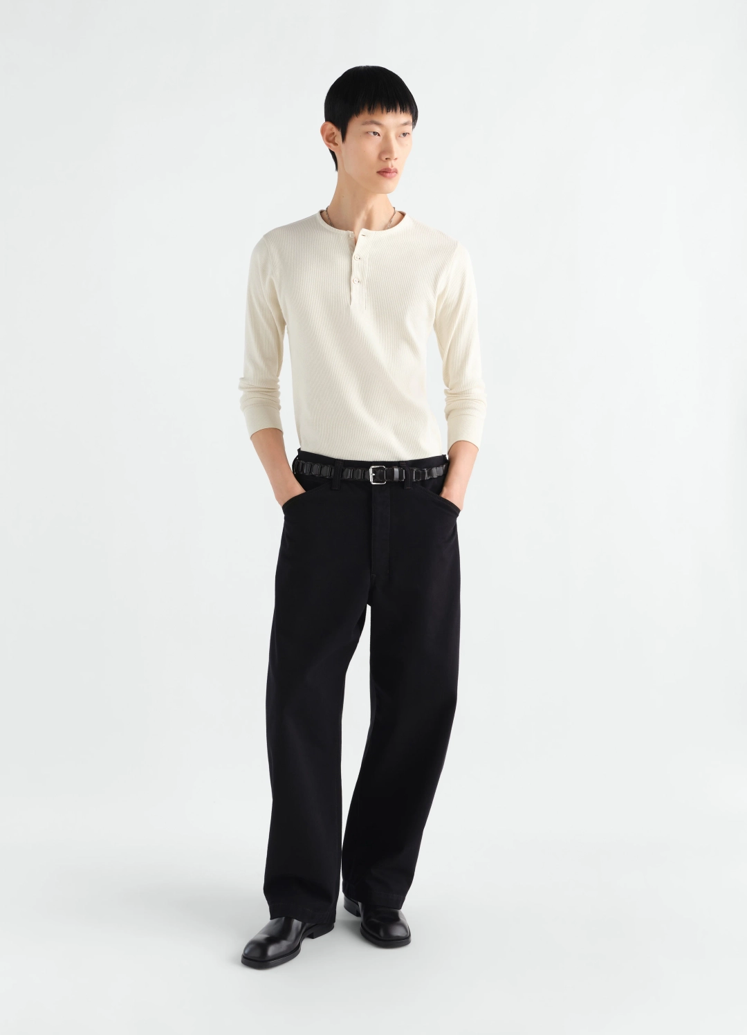 르메르 LONG-SLEEVE HENLEY T-SHIRT IN LINEN AND COTTON RIBBED JERSEY 상품 이미지 2