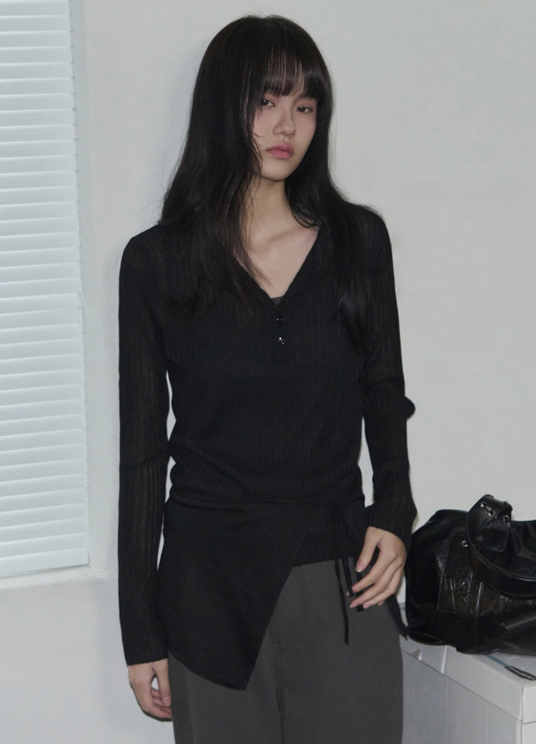 레더리 헨리넥 레이어드 세트 린넨 니트 탑 [BLACK] 상품 이미지 1