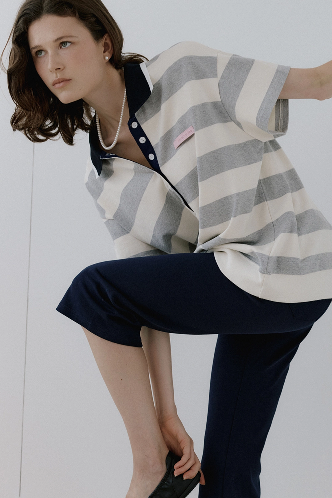 모어댄라이크 COLLAR STRIPE SHORT SLEEVE TEE - GRAY 상품 이미지 1