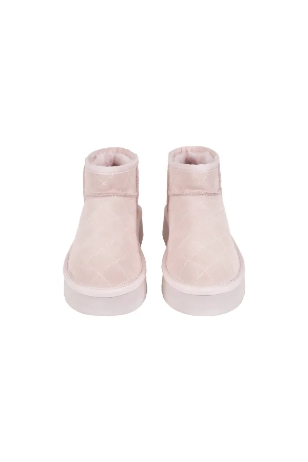 Sugar crush quilted fur boots