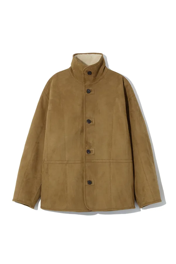 HIGH NECK FAUX SHEARLING JACKET [CAMEL]
