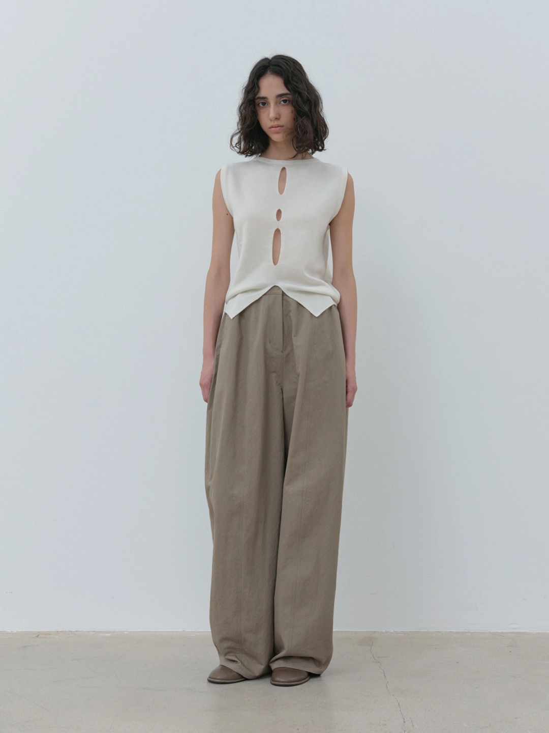 모이아 wide round pants (mud khaki) 상품 이미지 1
