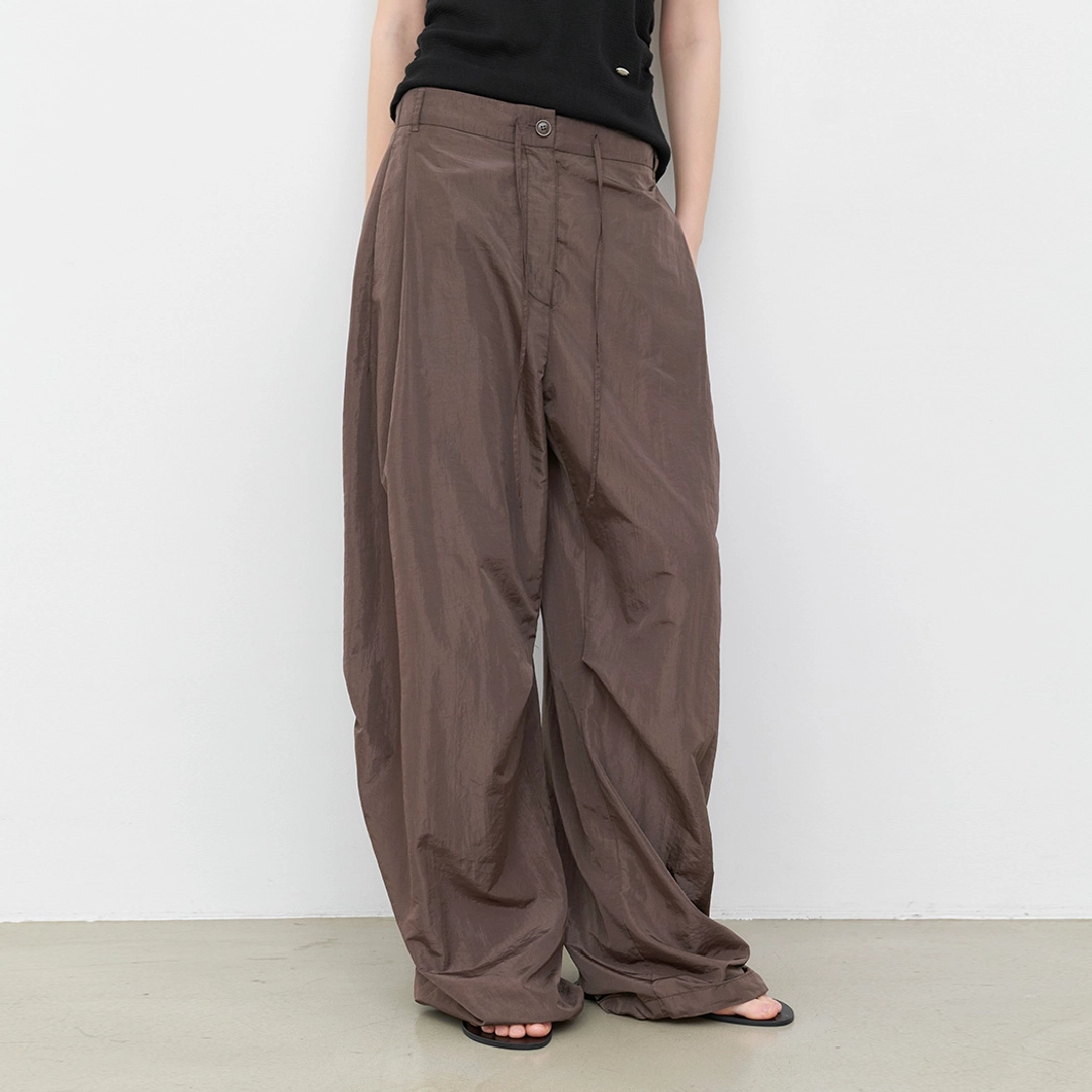 아뜰리에 나인 (PT-5798)YU TUCK CURVED BANDING NYLON PANTS 상품 이미지 2