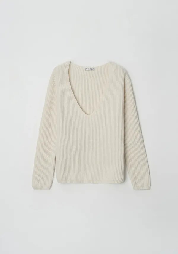 Deep v-neck knit (Ivory)