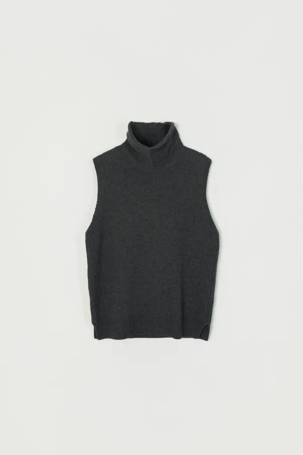 DOVIA HIGH-NECK KNIT VEST_CHARCOAL
