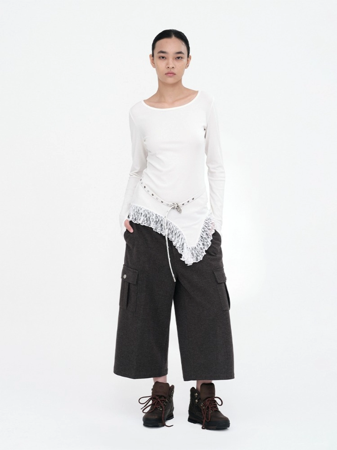 밀로 우먼 Tailored Herringbone Bermuda Pants [Charcoal] 상품 이미지 1