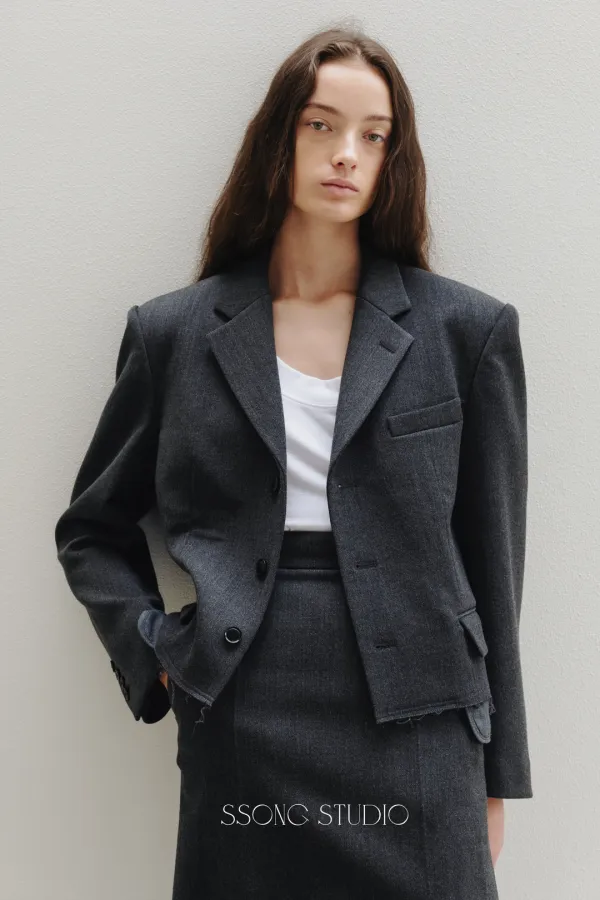 LOOSE THREADS SHORTS JACKET [2 COLORS]