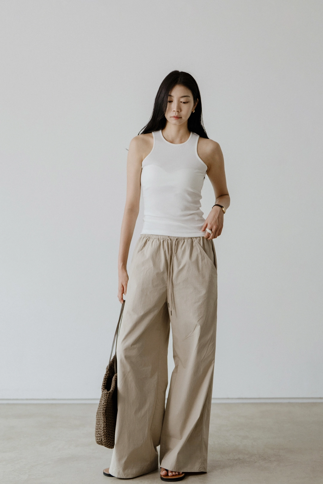 스앨더 48079_Beige drawstring trousers 상품 이미지 2