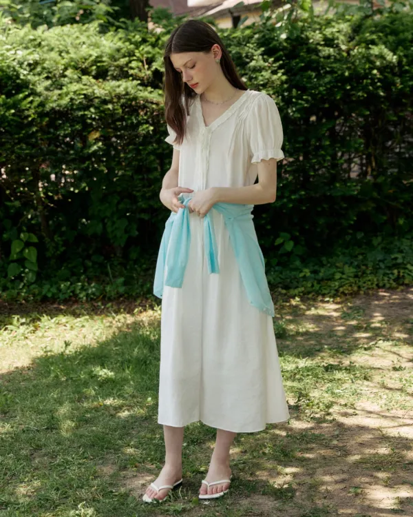 Frill line v neck pintuck long dress - white